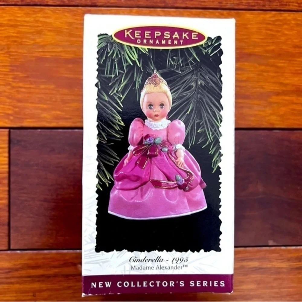 NWB vintage collectible Hallmark Cinderella ornament
